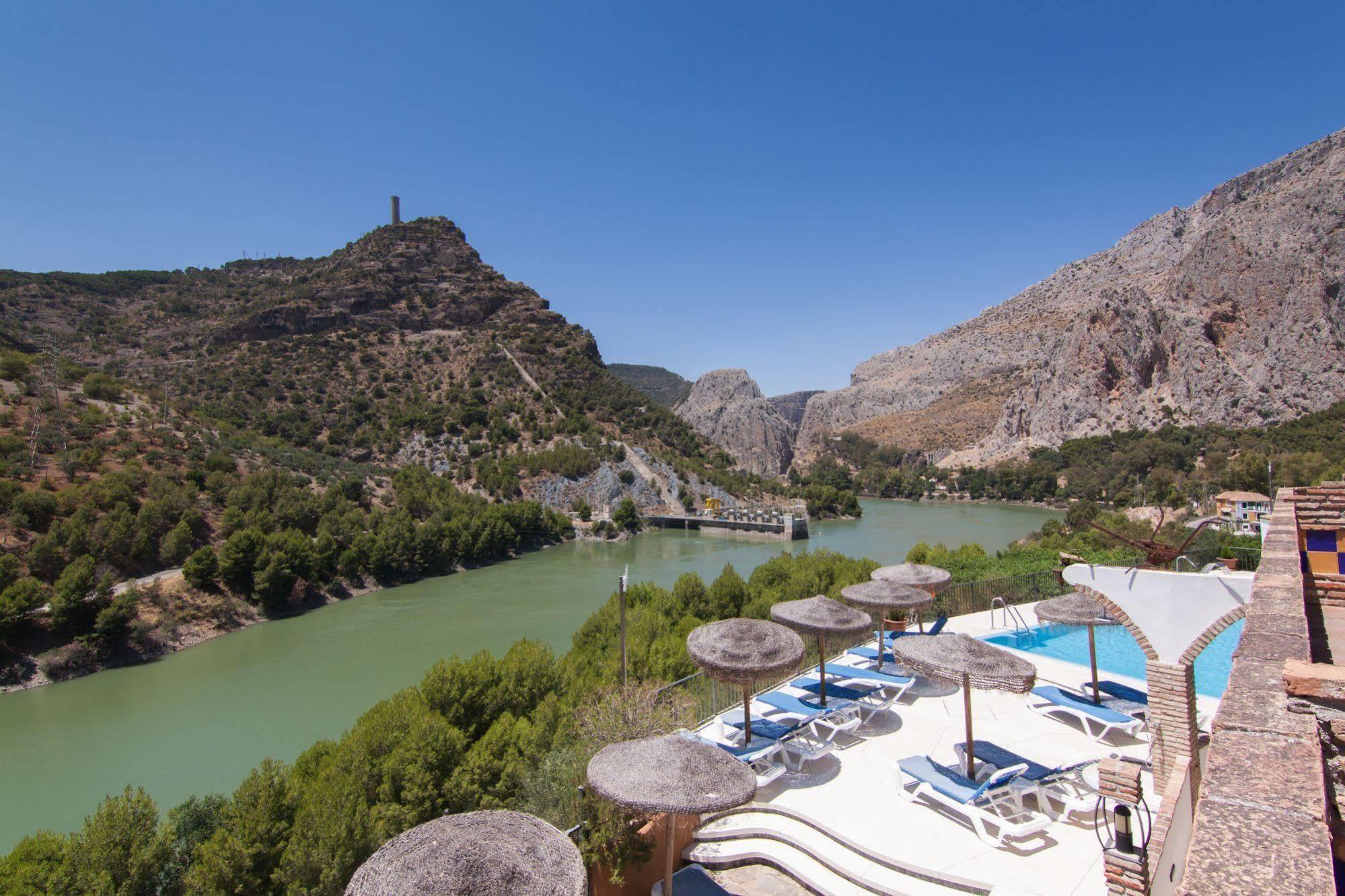 Complejo Turístico La Garganta 3*