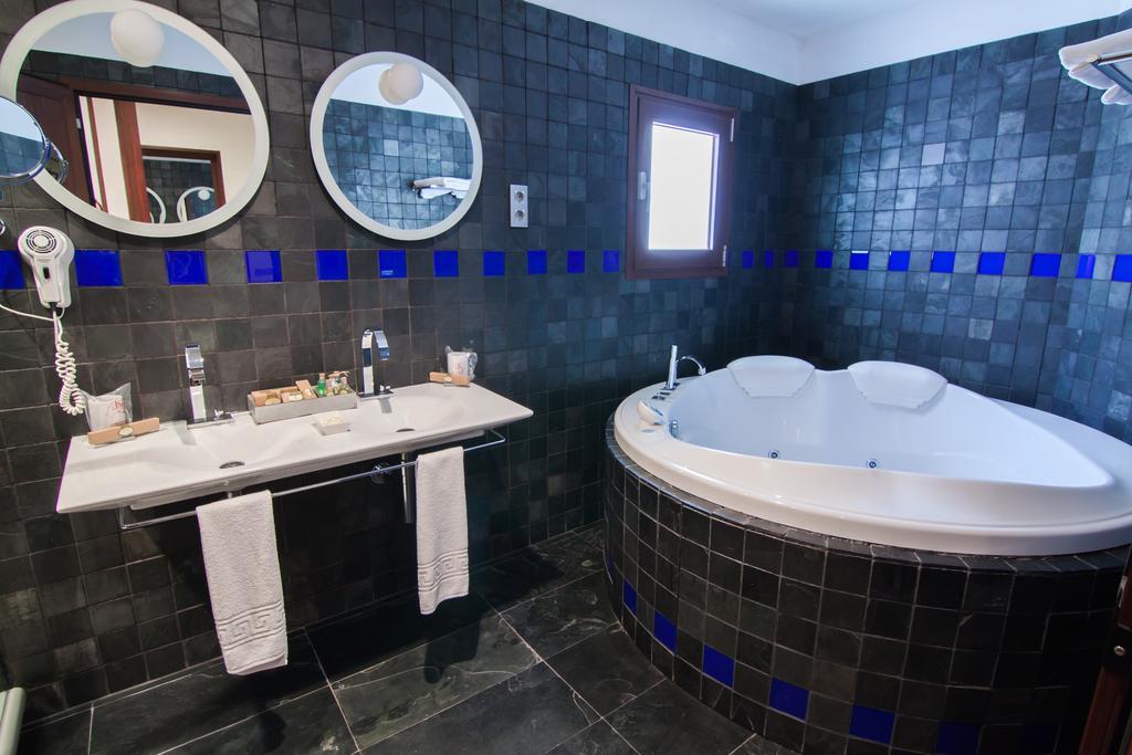 Hotel Complejo Turistico La Garganta 3*